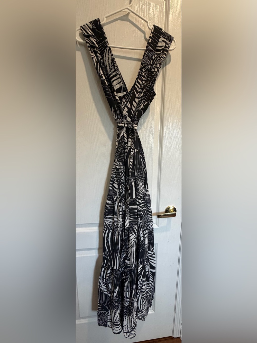Black and White Tiered Maxi Dress with Detachable Belt